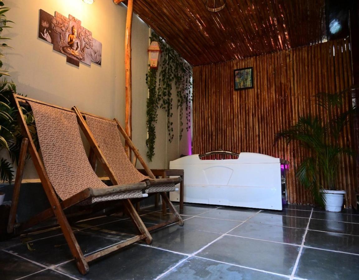 Village Susegat Beach Resort Morjim Dış mekan fotoğraf